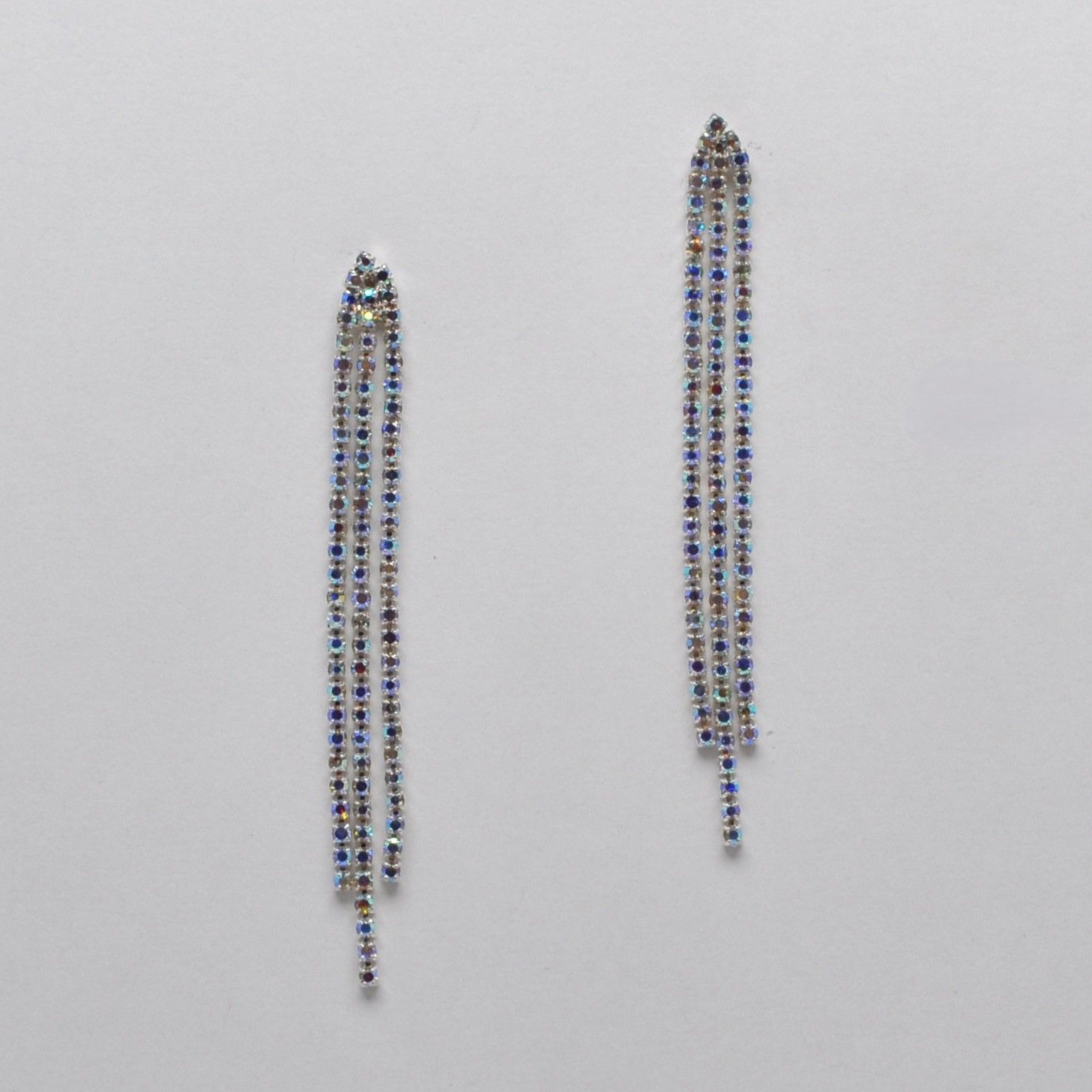 CC0030E3S AB/S SML STN 3 ROW TASSL ER