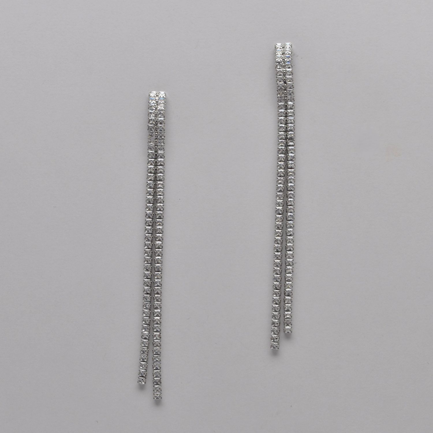 JL1351E1S CZ/S 2 ROW CRY / 3-3/4" EAR