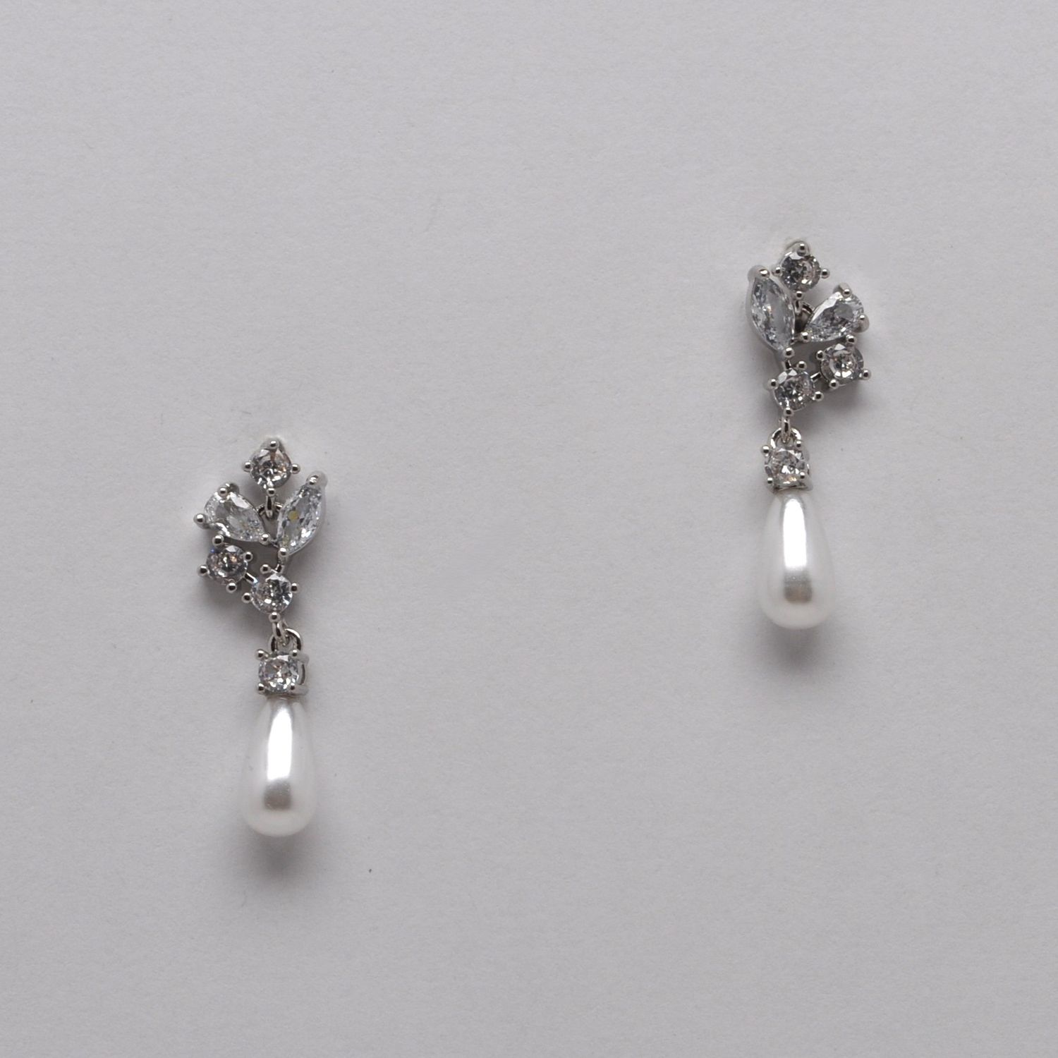 HJ4706E40S CZ/PRL/S MLTI STN CLST PRL DNG E