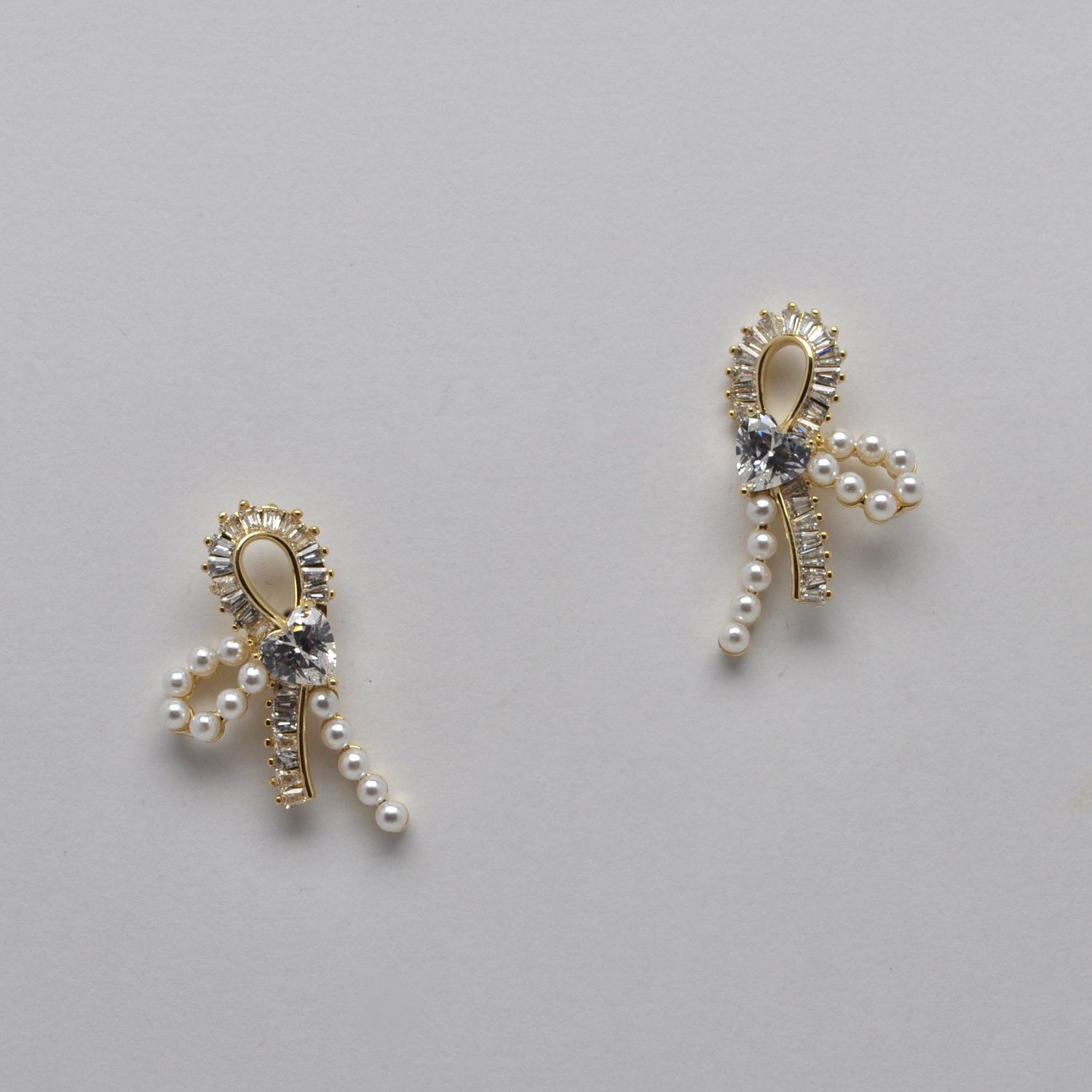 LB12209E40G PRL/CZ CRY/PRL CLSTR BOW  ER