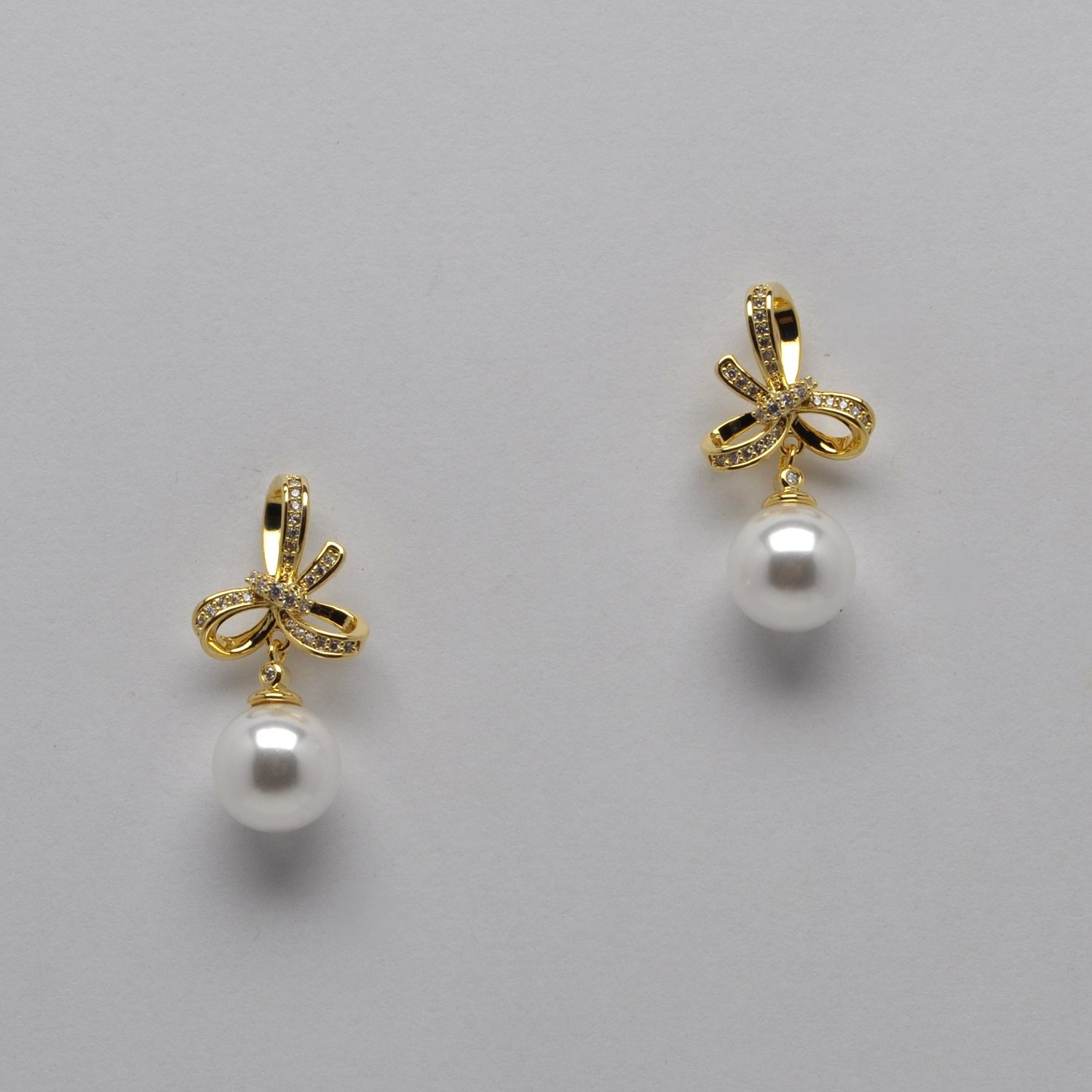 LB10388E40G1 PRL/CZ CRY/G BOW  W&#39; PRL DROP EARR