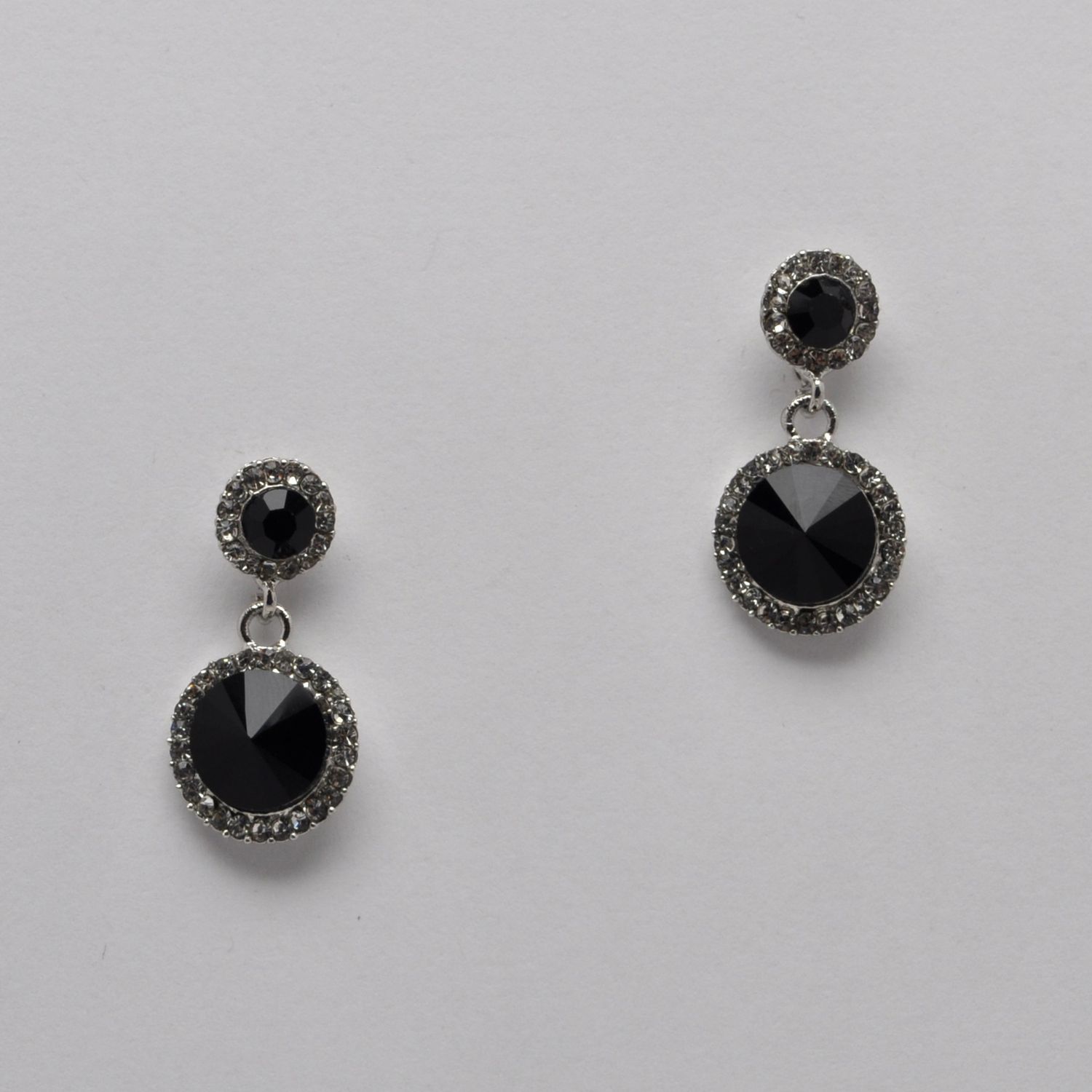 SI4850E2S1 JET/CLR S TWO LNKD CIRC DRPS 1.5&quot; EARR