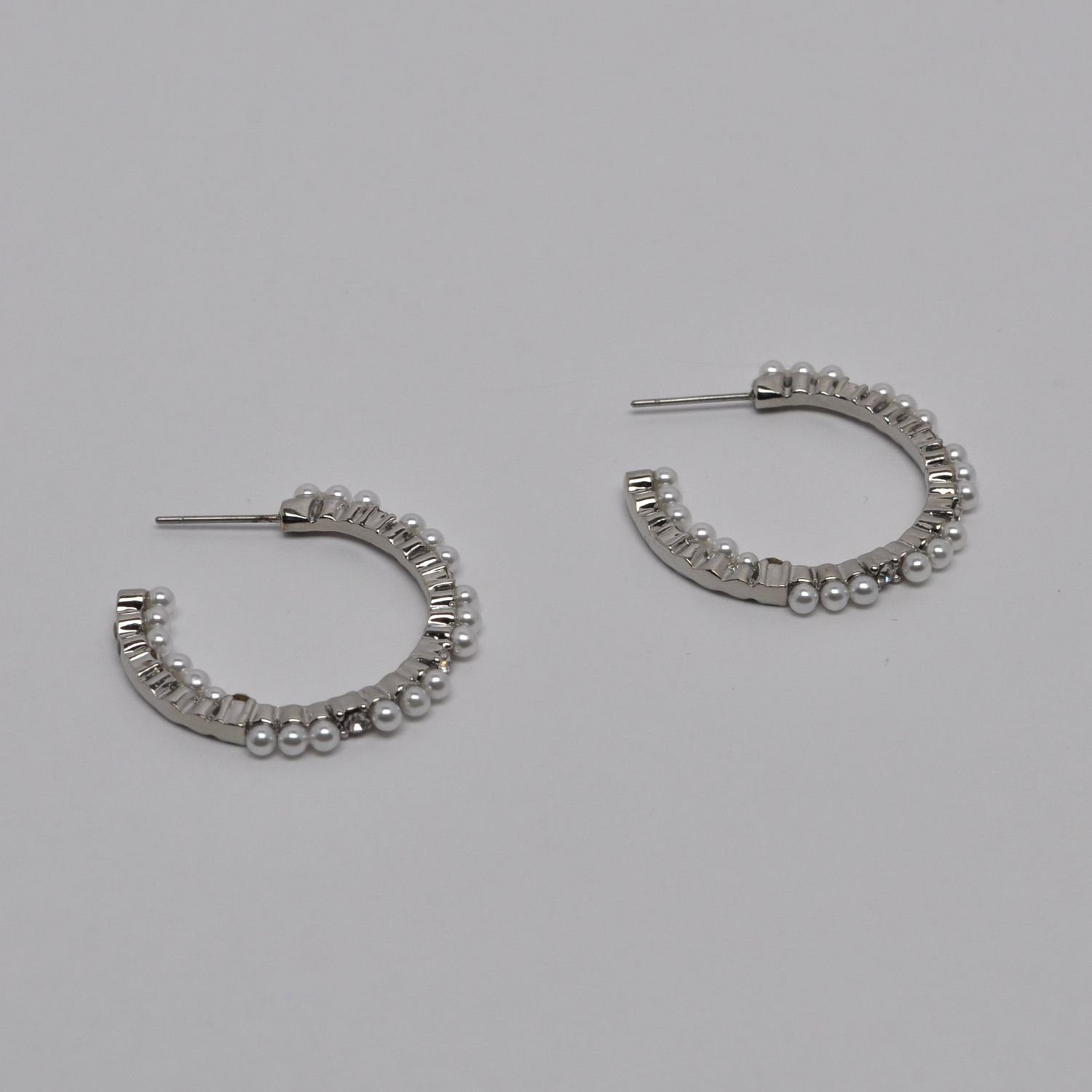 J41848E39S1 PEARL/S SMALL TRI PEARL CLUSTE
