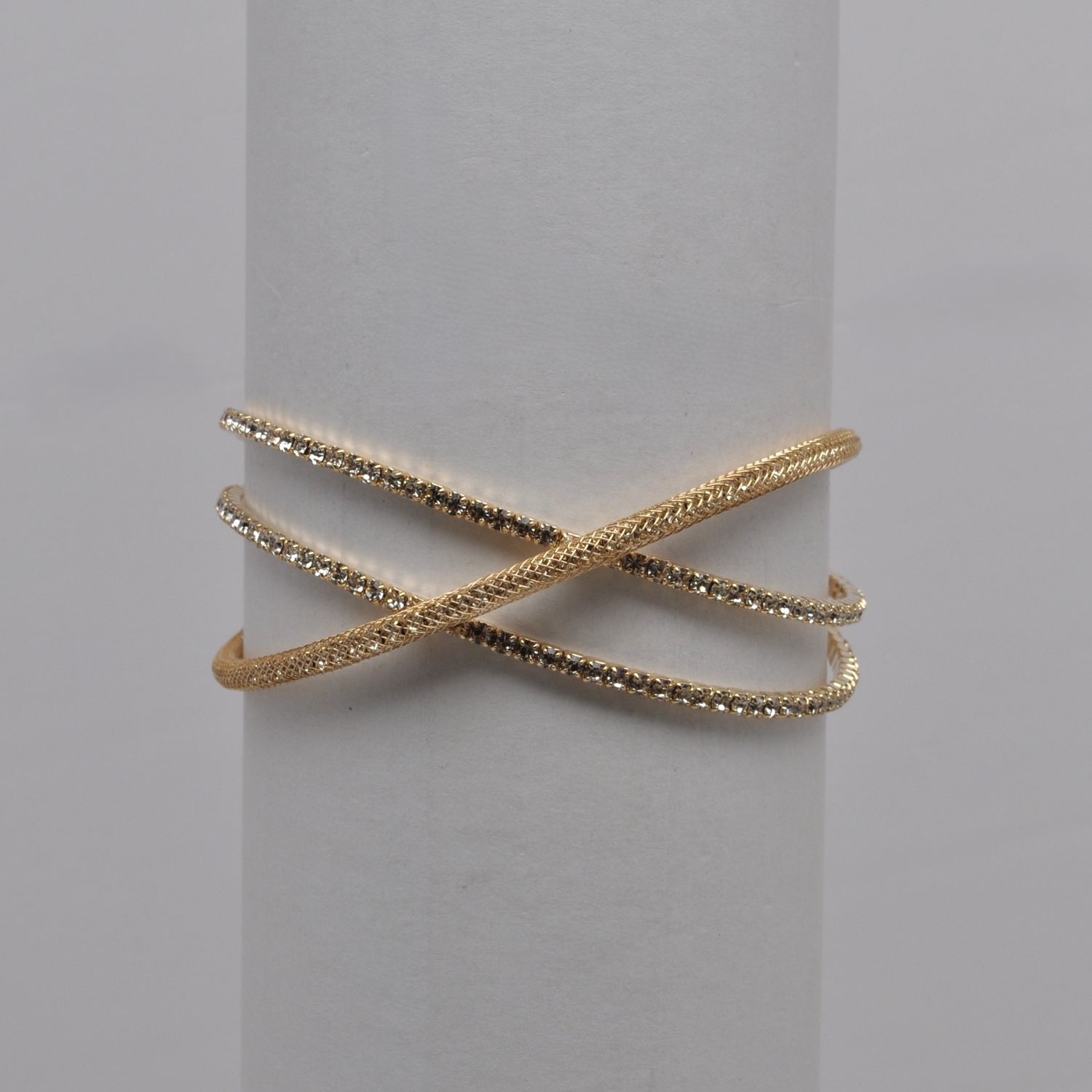 J83877B1G CLR/G 3 ROW CRSSOVR CUFF BRAC