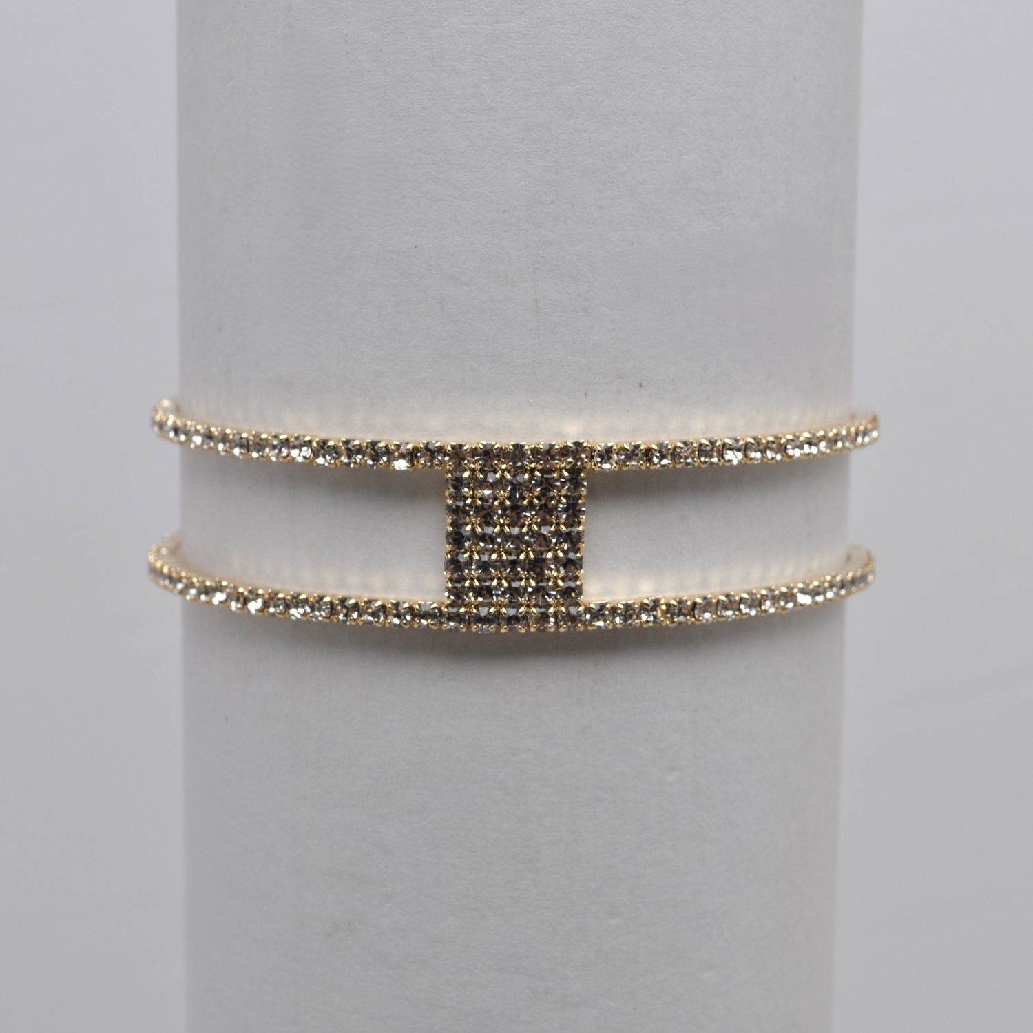 J83768B1G CLR/G CNTR SML CRYS OPEN CUFF BRAC