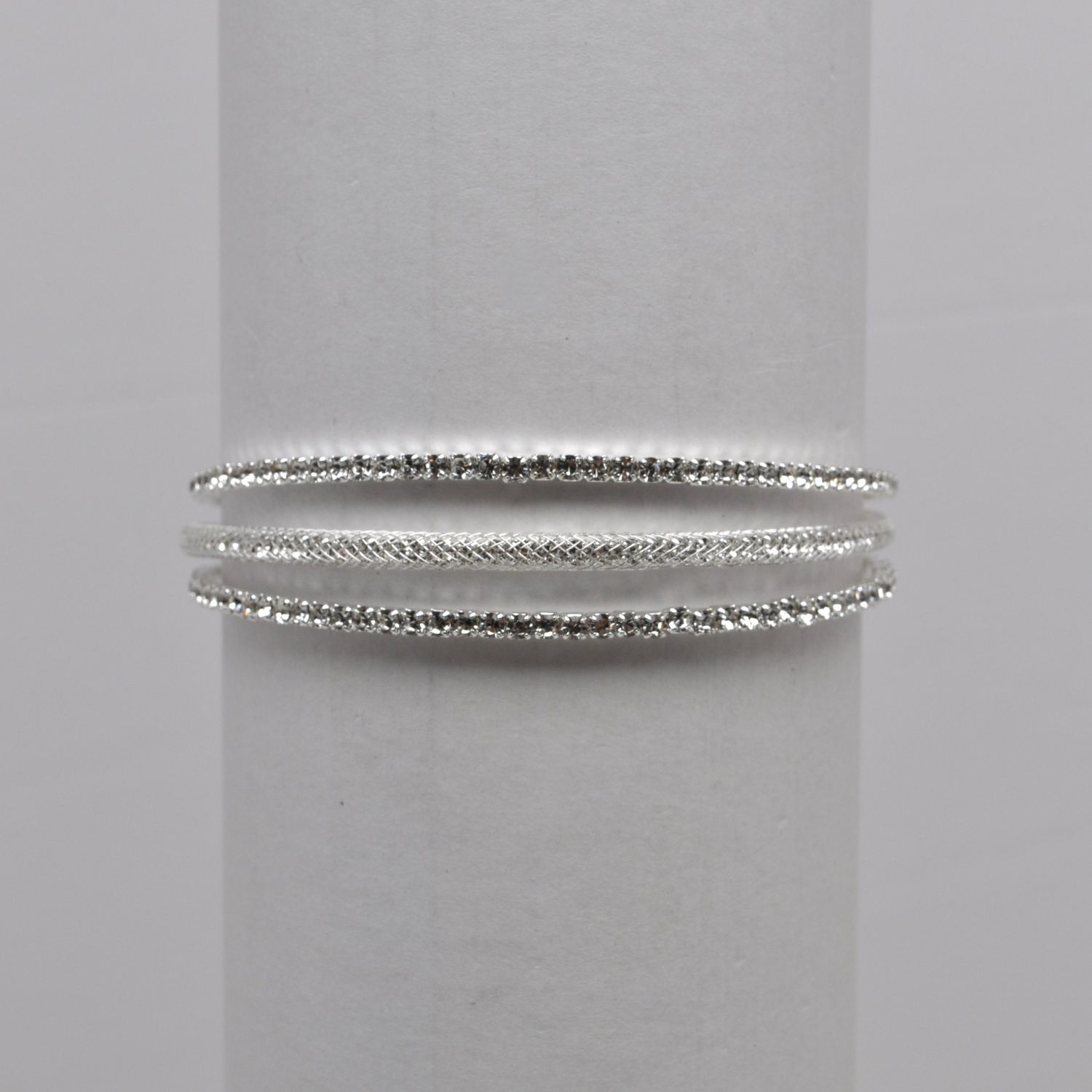 J83852B1S CLR/S 3 ROW CTR MESH CUFF BRAC