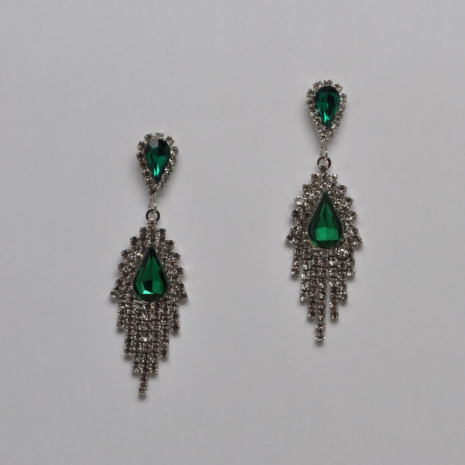 EN6526E18S1 EM/S TRDRP TASSLE EAR