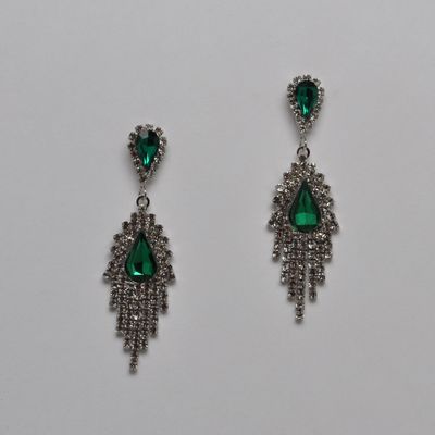 EN6526E18S1 EM/S TRDRP TASSLE EAR