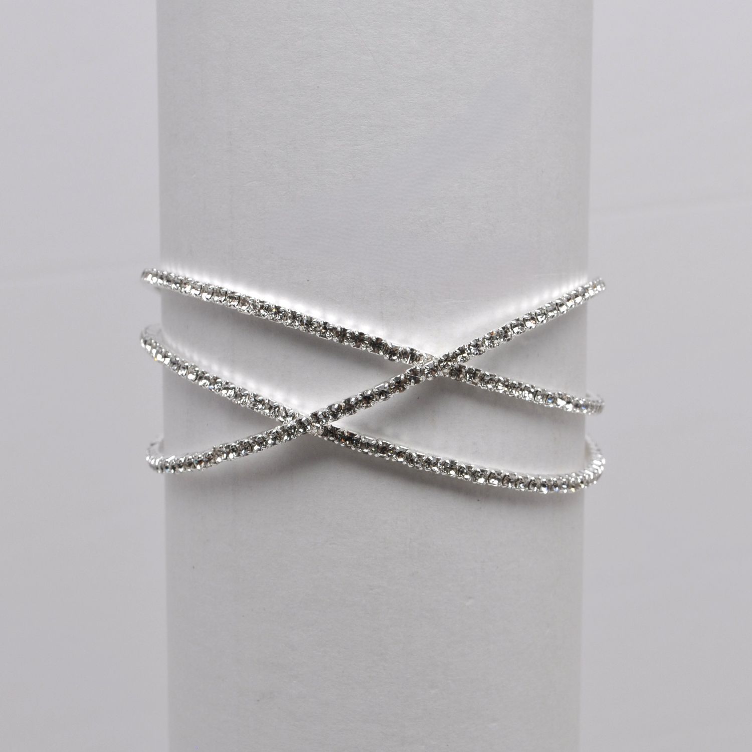 J83643B1S CLR/S CRY CRISS-CROSS BRAC