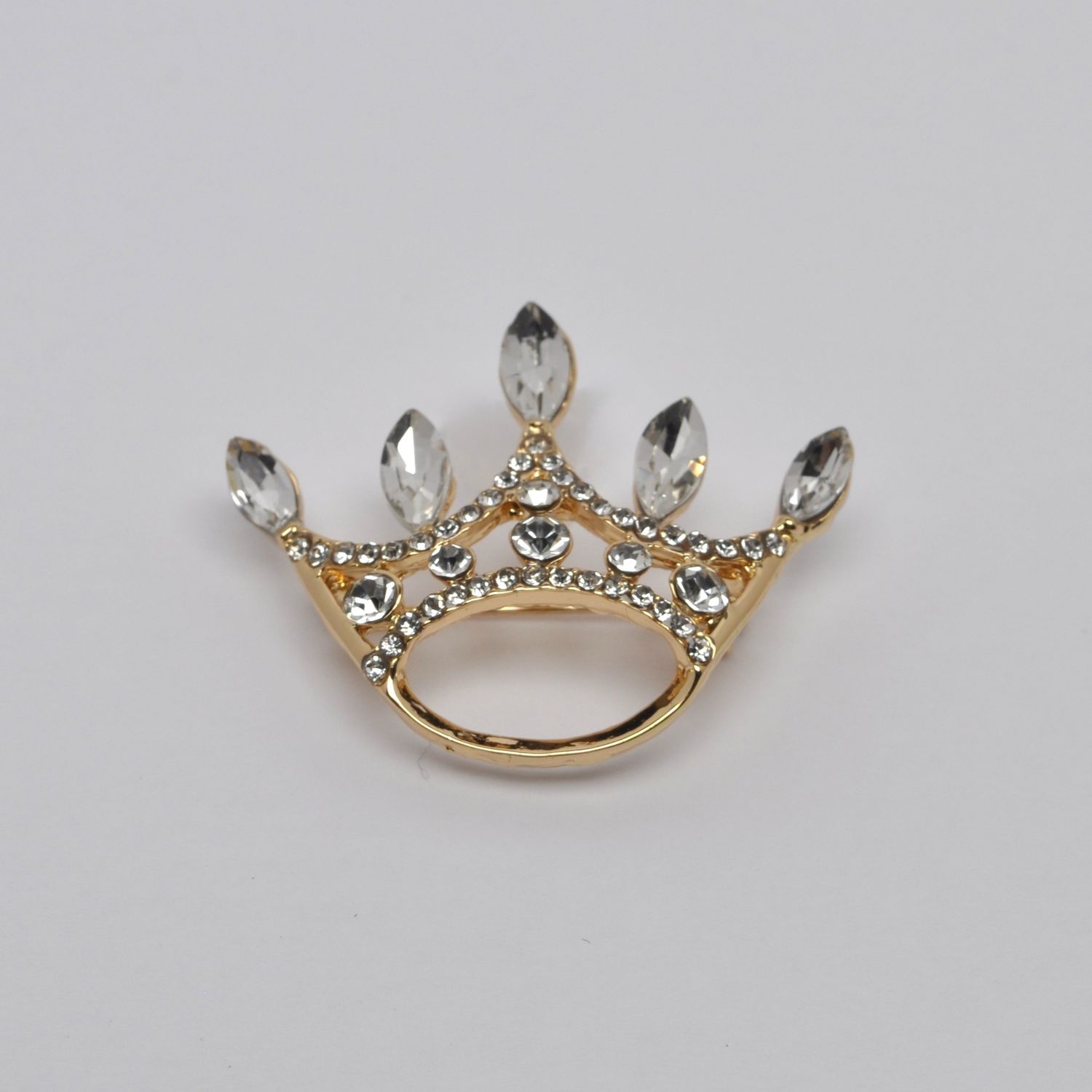 JY2932P1G CLR/G CROWN W/MARQ STNS PIN