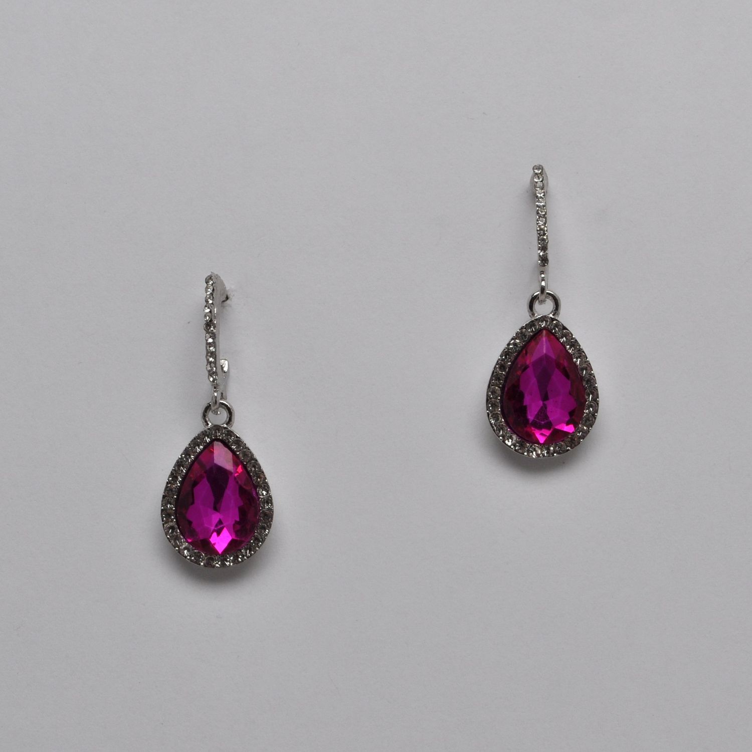 YJ1945E27S1 FUCH/S TRDP FISH HOOK EAR