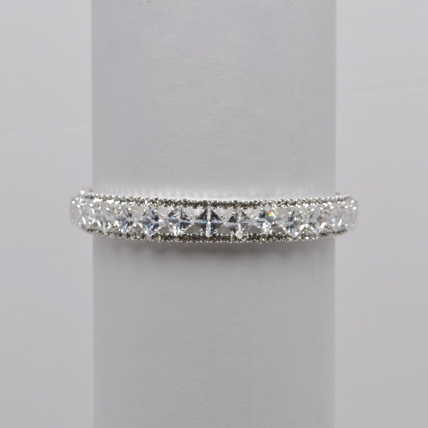 J84409B1S CZ/S SQU STNS CUFF BRAC