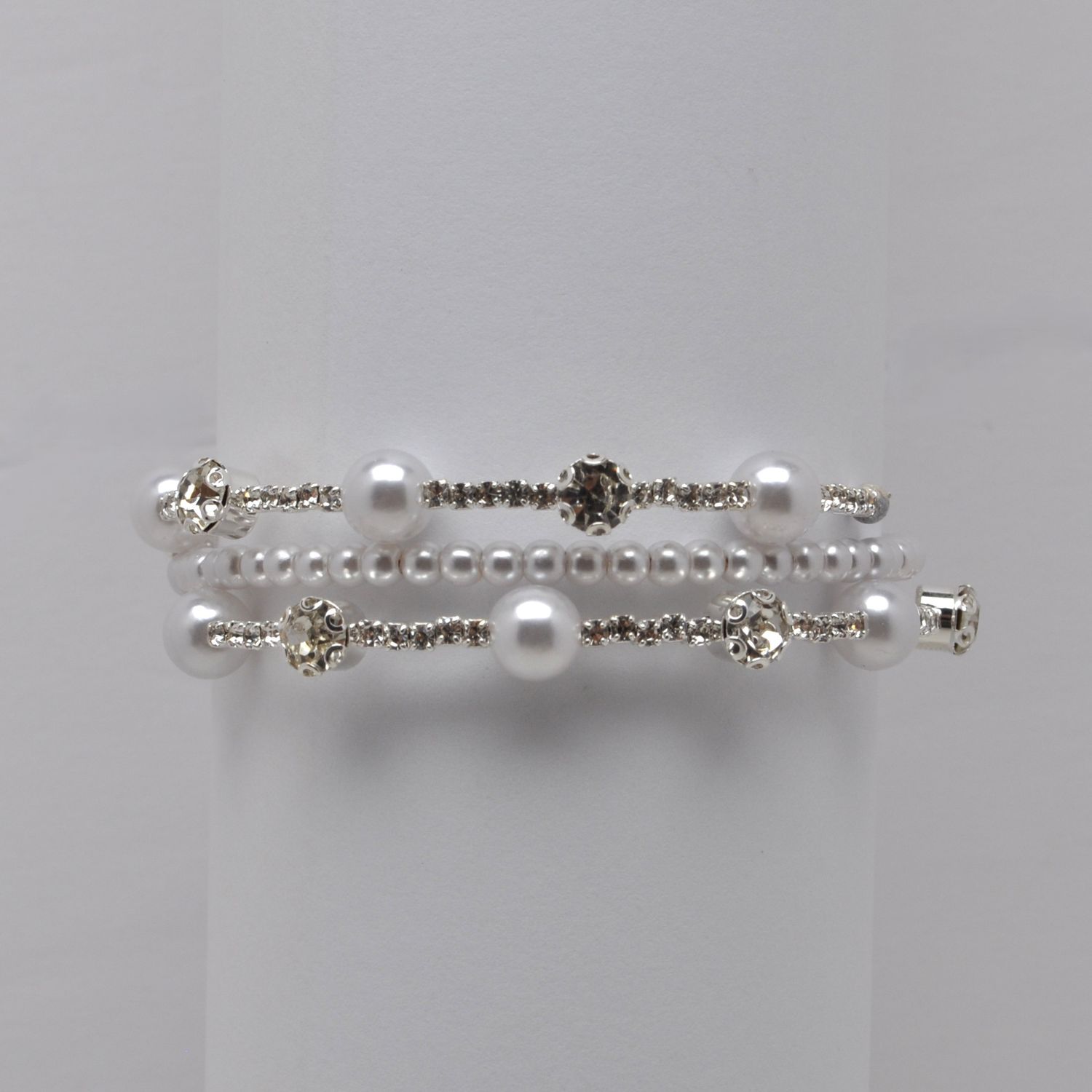 J84358B39S PRL/CRY/S 3 ROW WRAP BRAC