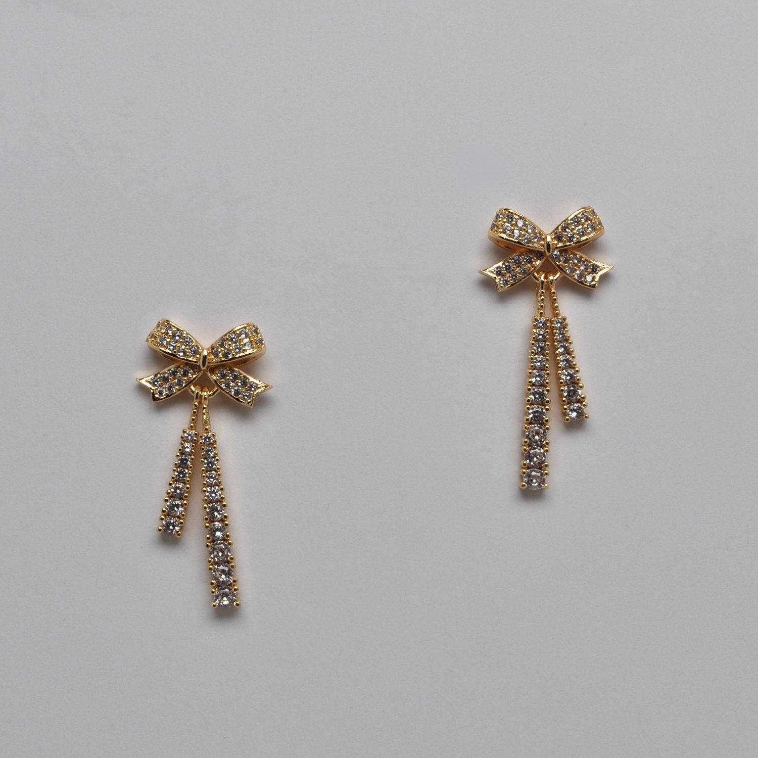 YJ2430E1G CZ/G BOW W/RIBBN EAR