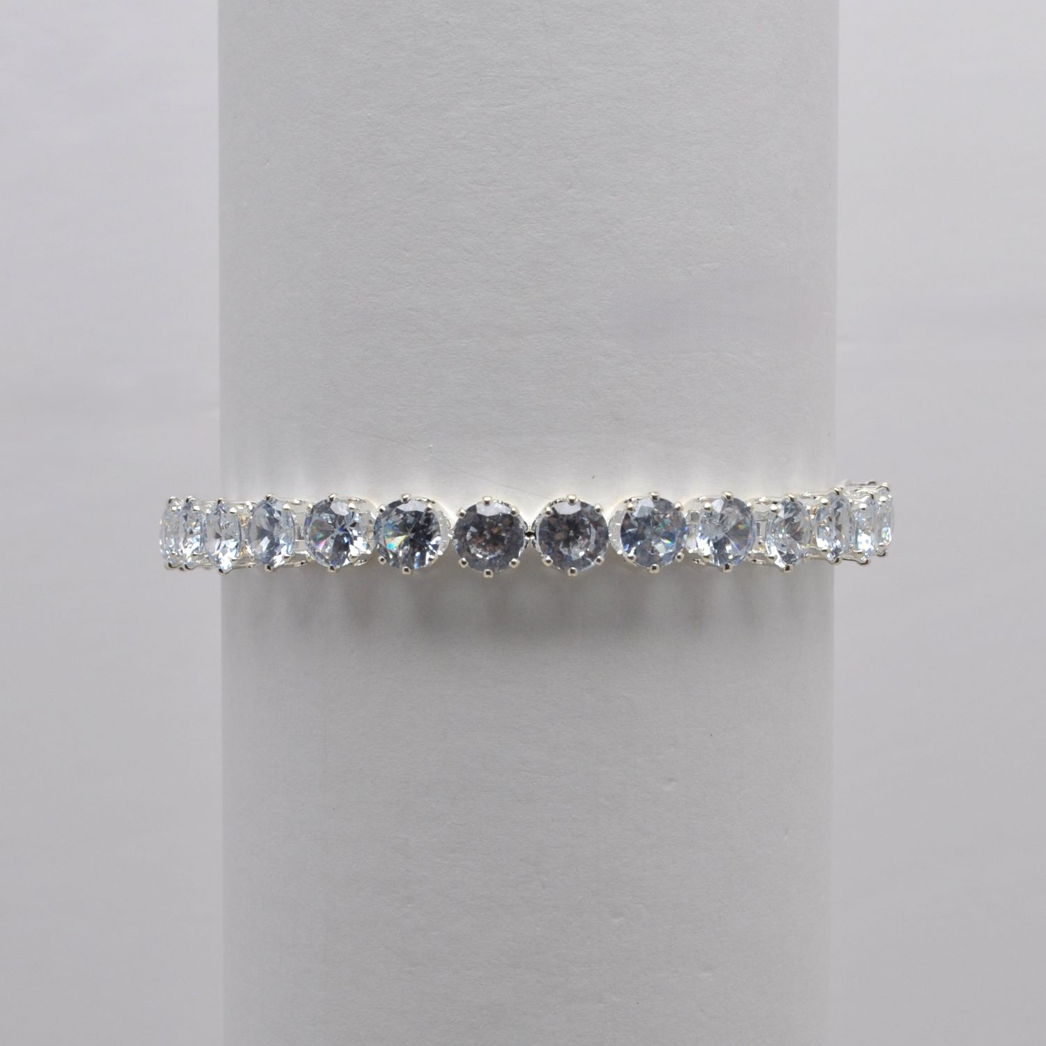 CC0065B1S CRYS/SIL 1 ROW STONE COIL WRAP BRC