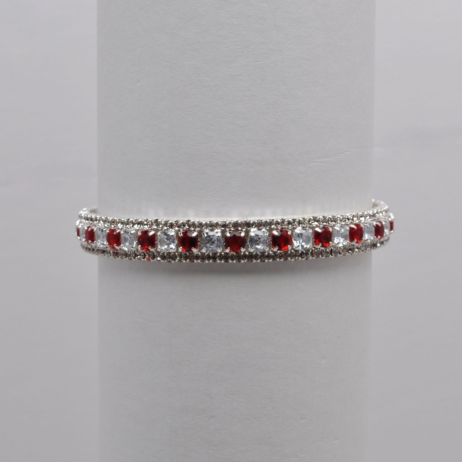 CC0069B10S1 CZ/SIAM/S 1 ROW DOTS WRAP BRAC