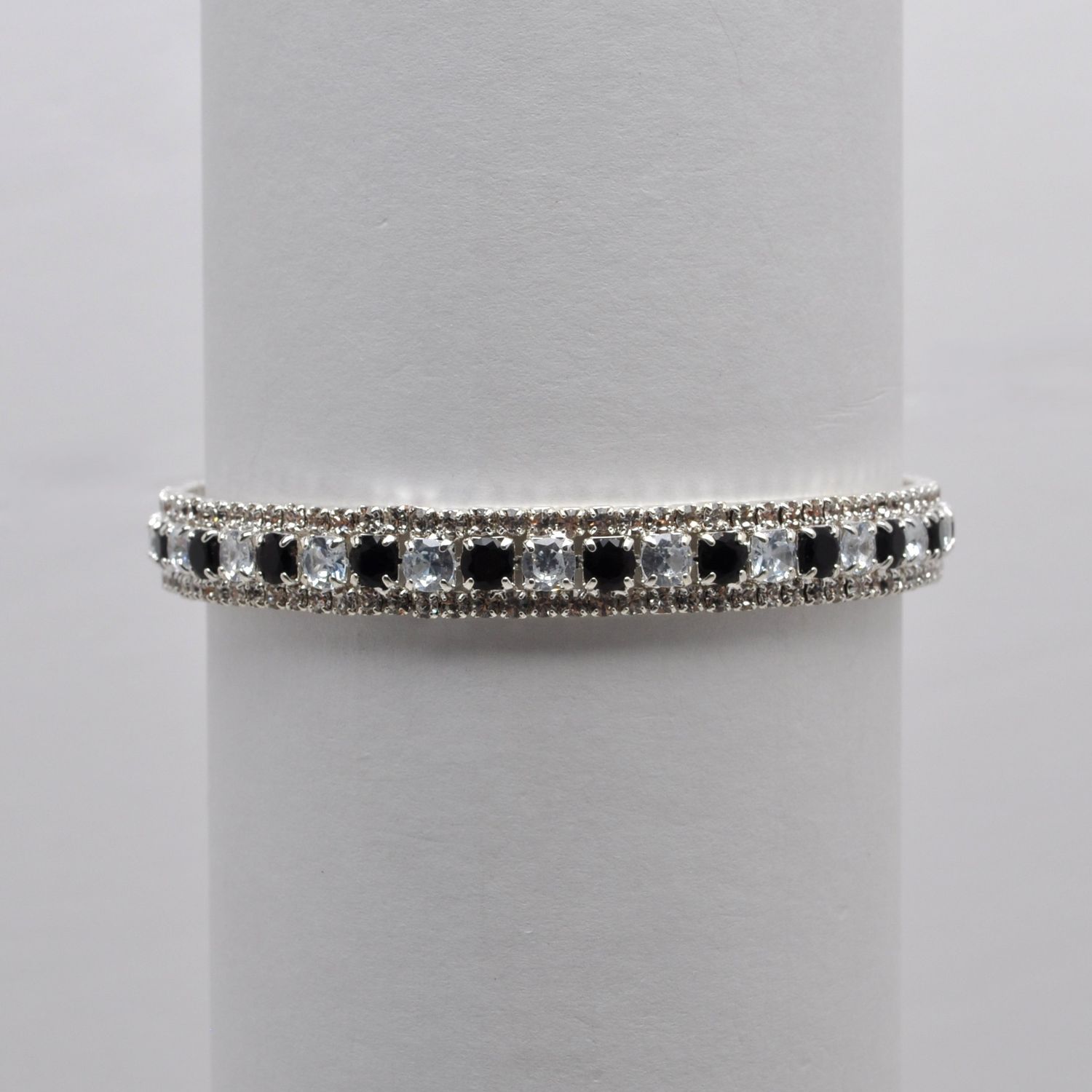 CC0069B2S1 CZ/JET/S 1 ROW DOTS WRAP BRAC