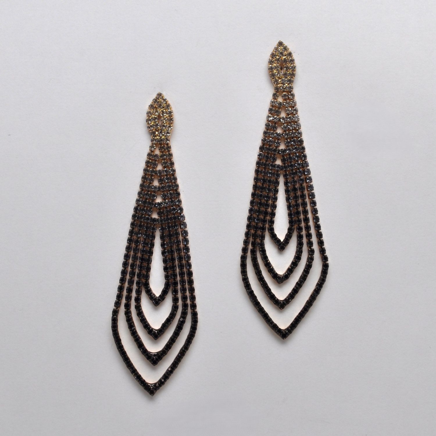 CC0078E2G7 JET/BLKDIA/G OPEN MARQUISE STYLE MULTI LINE ER