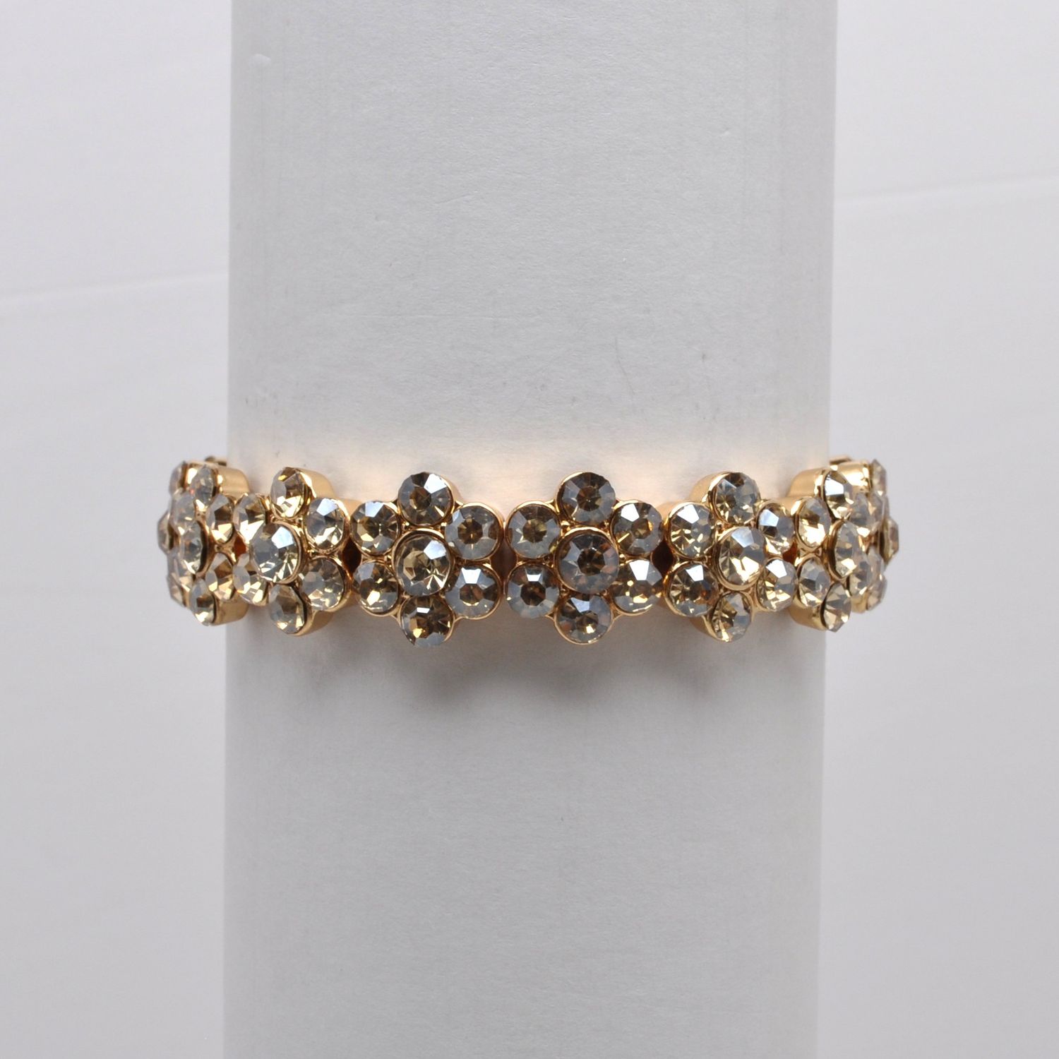 QQ1861B3G  AB/G  SM ROUND FLWR DESIGN BRCLT