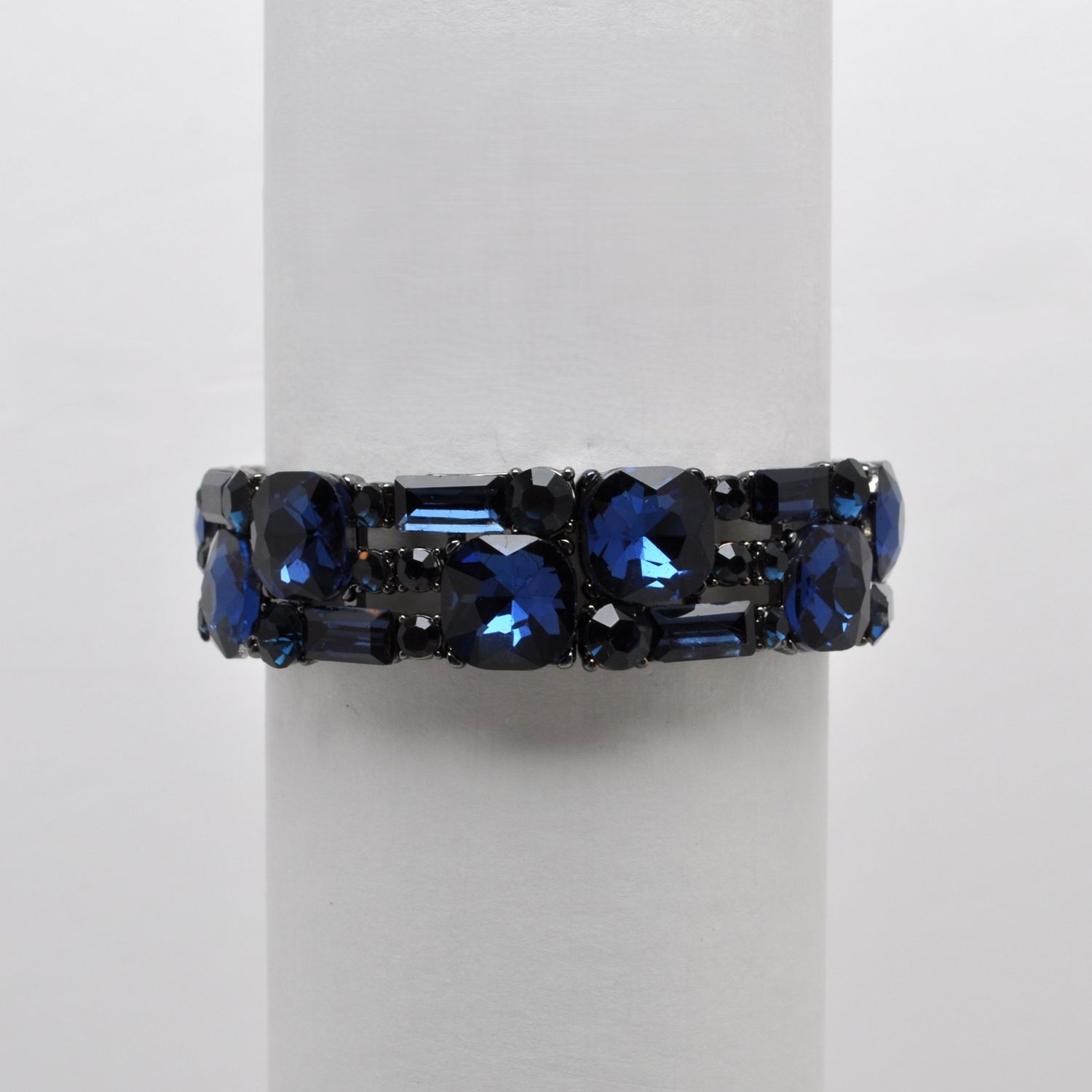 QQ3640B8H  NAVY/H  MULTI RECT SHAPES STONE BRCLT