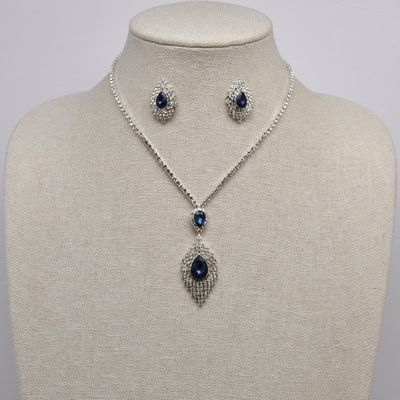 EN20958S8S1 MONT/S FRMD MRQ STNS NECK SET