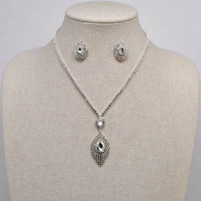 EN20958S1S CRY/S FRMD MRQ STNS NECK SET