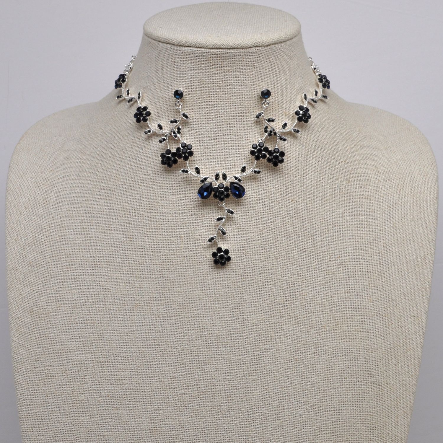 EN196256S8S1 MN/CLR S MRQS SHP THREE PC S