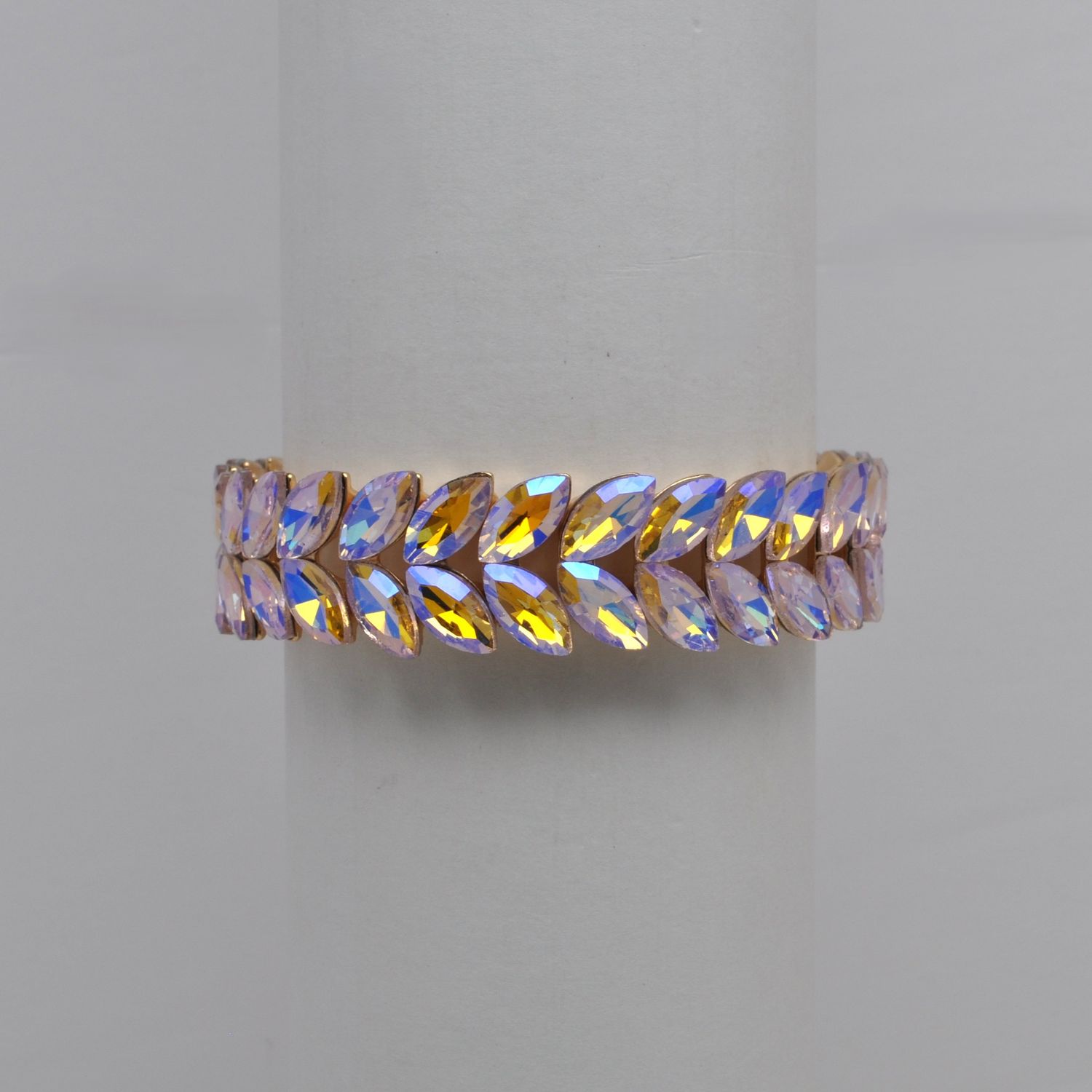 QQ3171B29G VT-LT/G STRETCH MED-SIZE LEAVES BRACELET