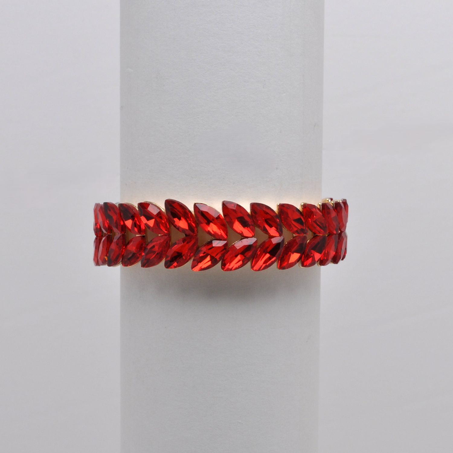 QQ3171B9G SIAM/G STRETCH MED-SIZE LEAVES BRACELET