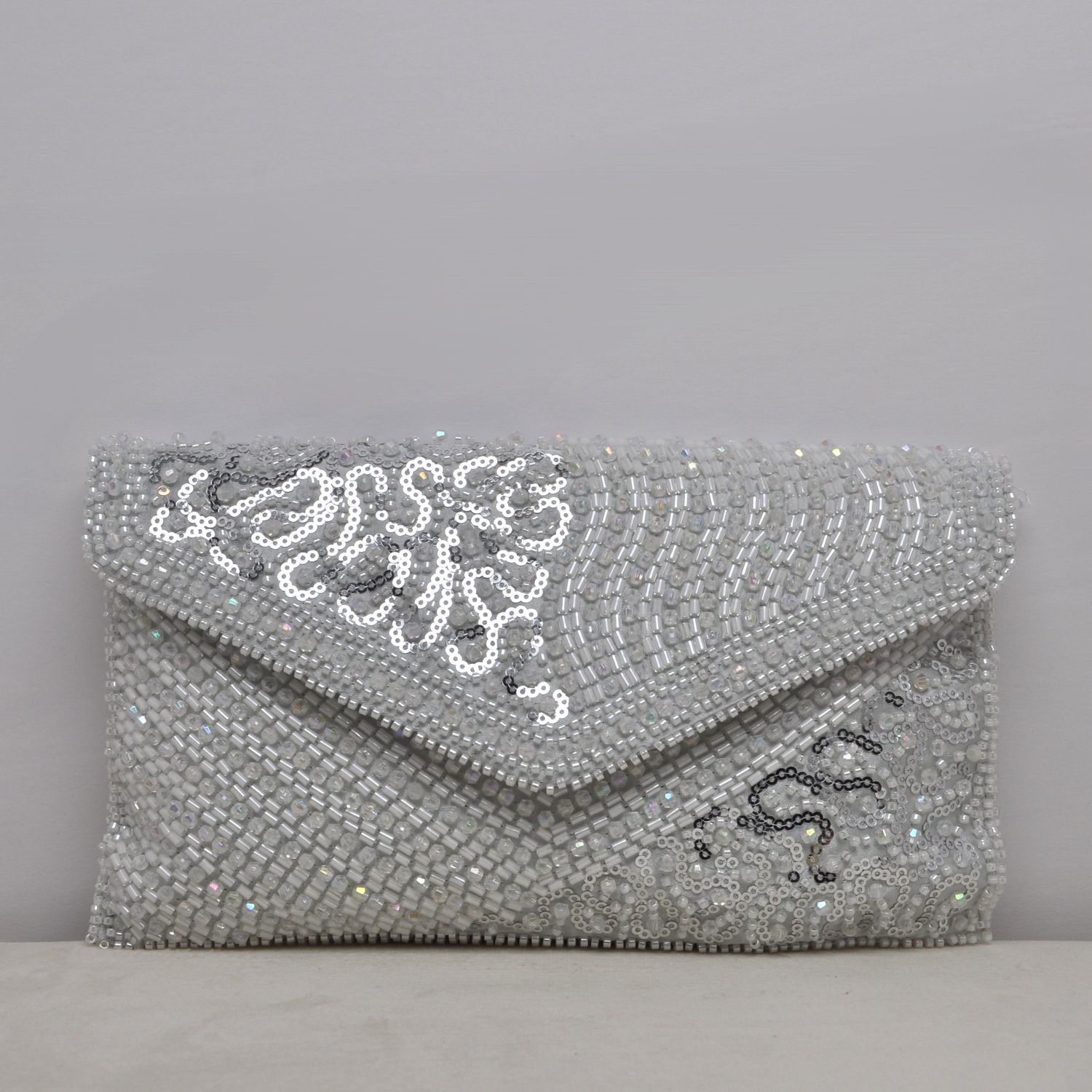 HF6234CS SILV ENVELOPE SHAPE SEQUIN PURS