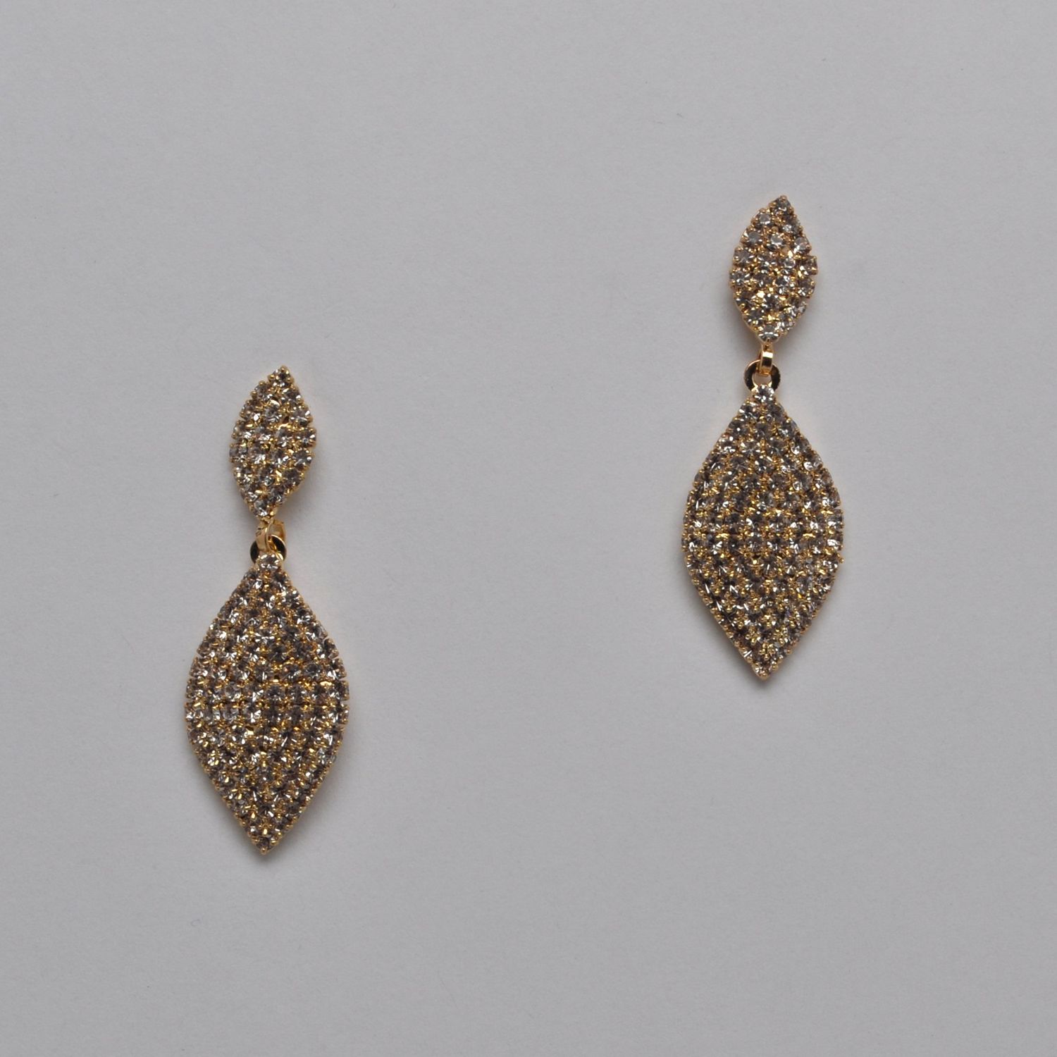 EN6031E1G CLR/G 2 LNKD MRQ SHPS DNGL EAR