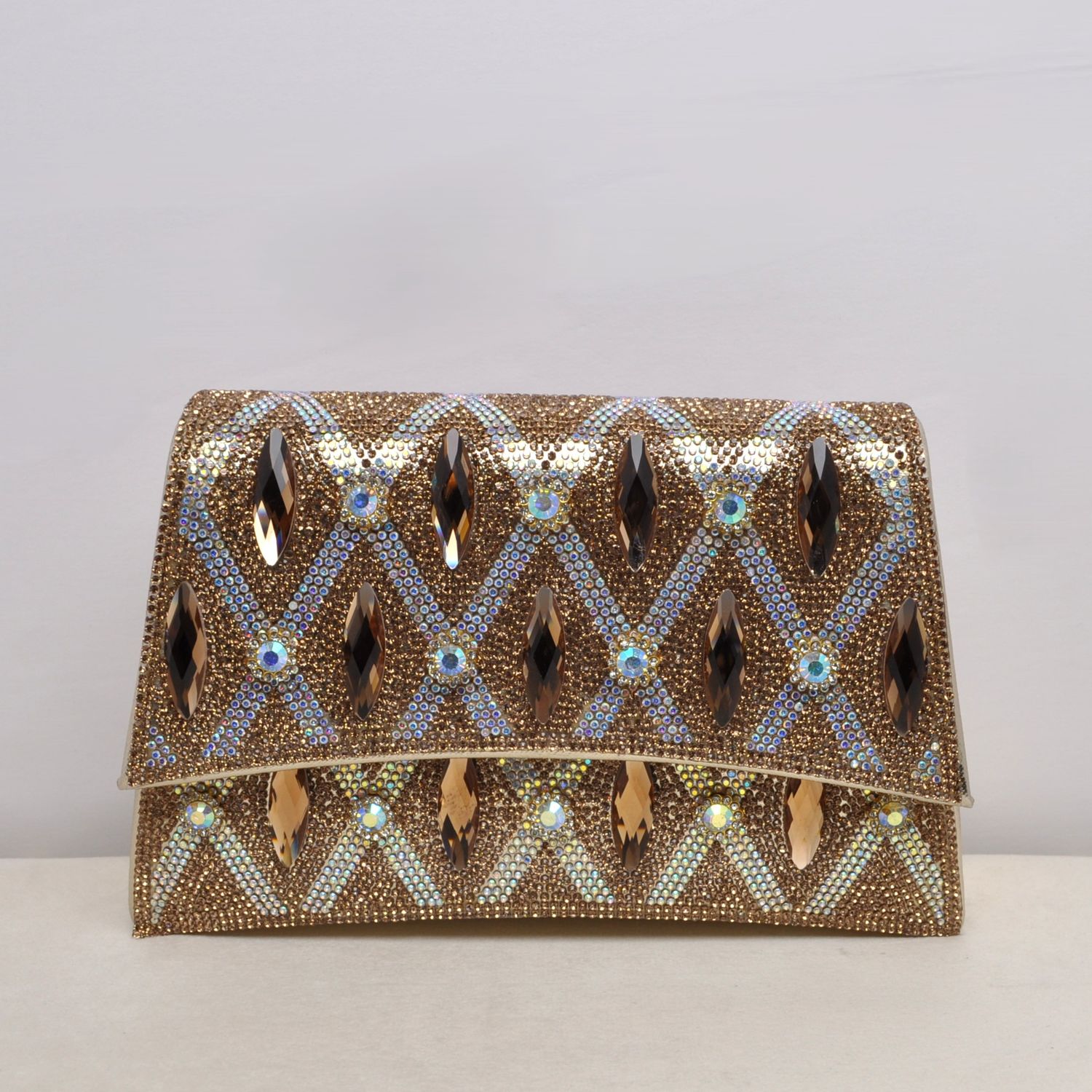 HF649CGLD GLD/G DIAM SHP HALF MOON DESIGN PURS
