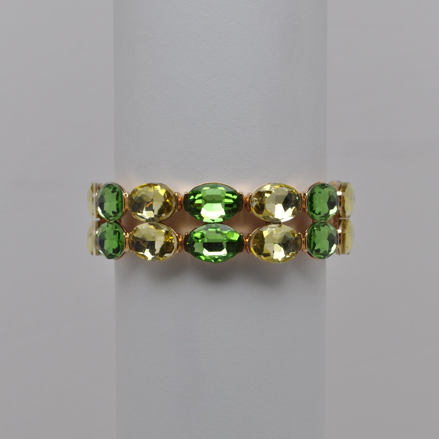 QQ2321B30G31  YLW/EM/G  TWO ROW OVAL STONE STRETCH BRCLT