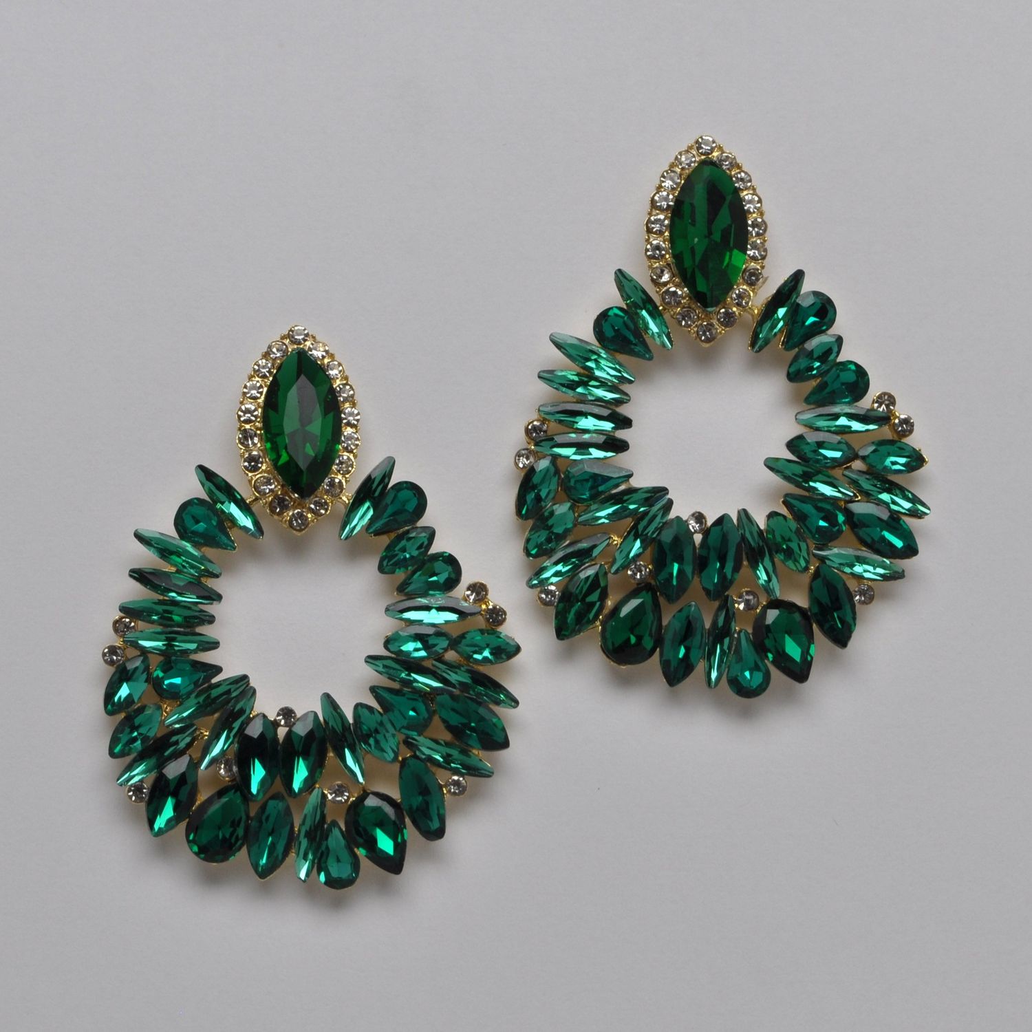 SI2515E18G EMRLD/G  DOOR KNOCKER MRQU' SHAPE EARRING