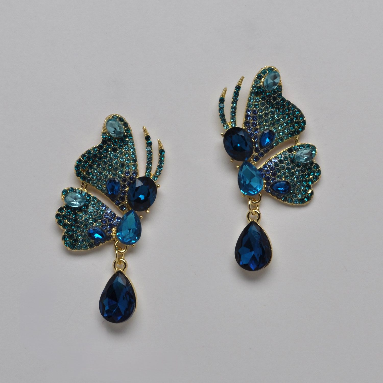 SI2513E25G BLU-ZIRC/G  BUTTERFLY W' BTTM TRDRP DNGL EAR