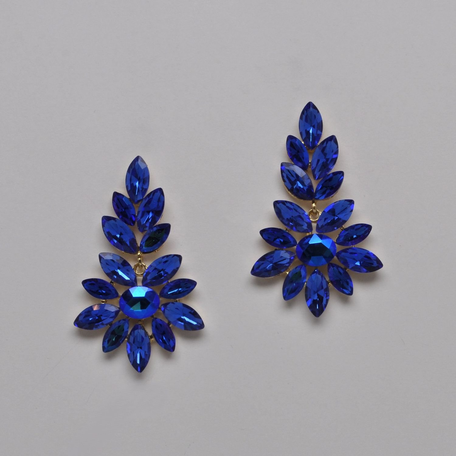 SI2519E12G SAPP/G SUNFLWR  DNGL W' MARQUISE STNS EAR