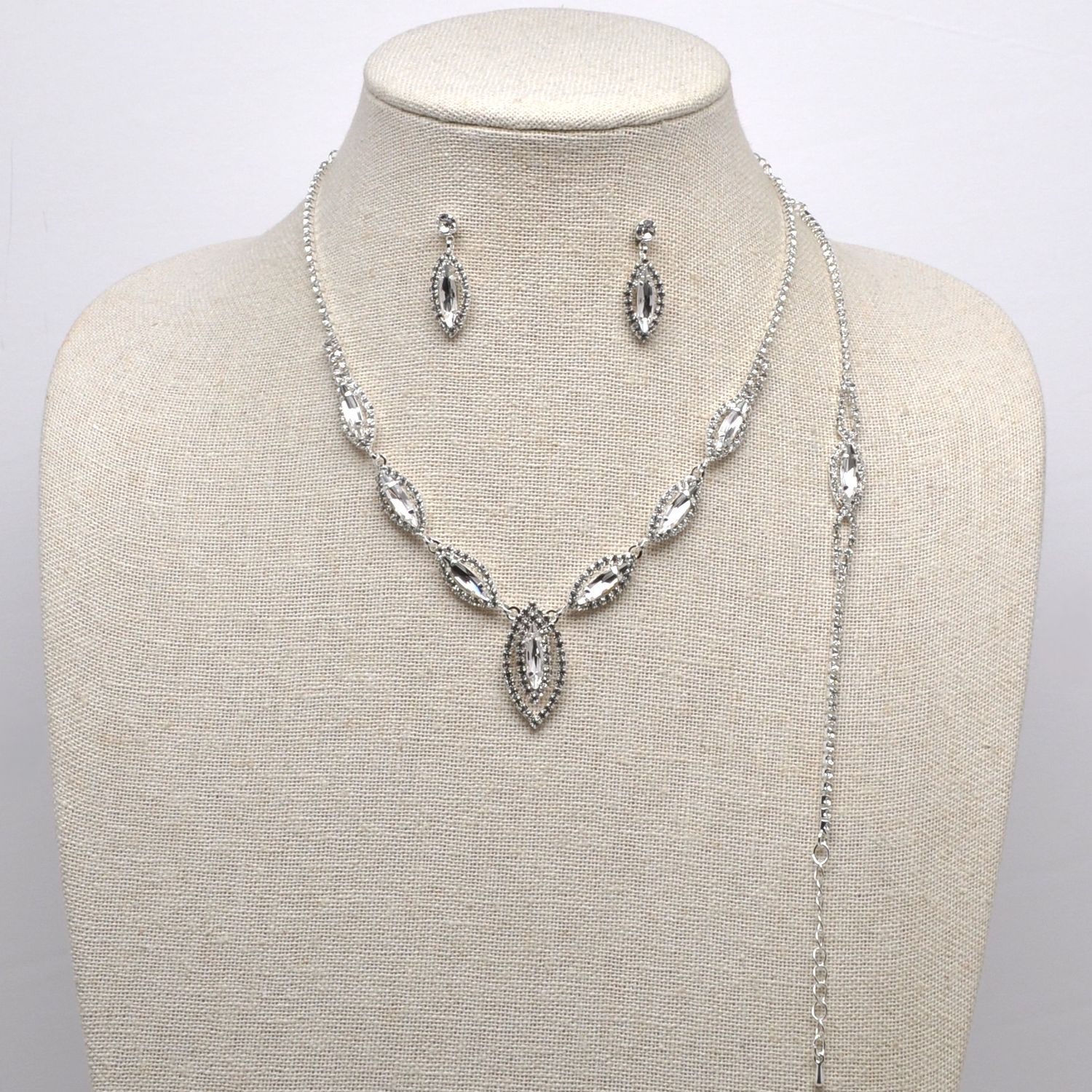 J18858S1S CLR/S RHINESTONE MARQUISE 3PC NCK SET