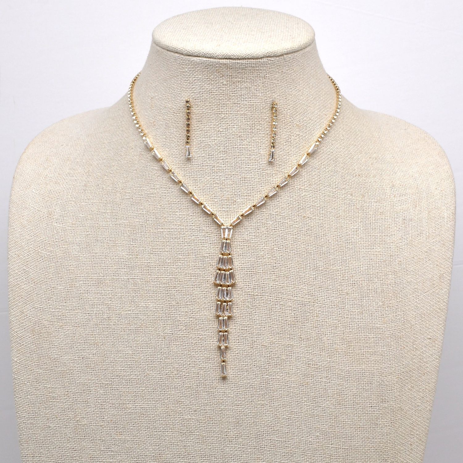 J19080S1G CLR/GLD RHINESTONE TRAPEZOID Y NK SET