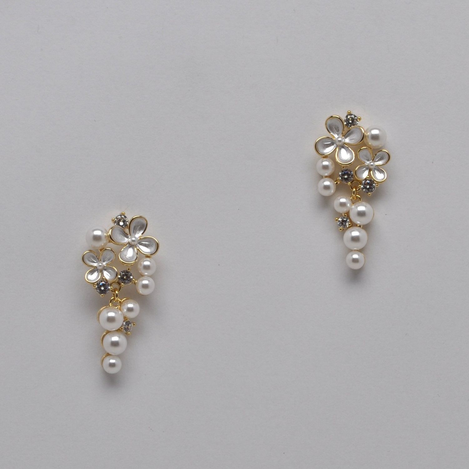 LB14059E40 PRL/CZ/G OPAL AND PEARL FLWR  EARR