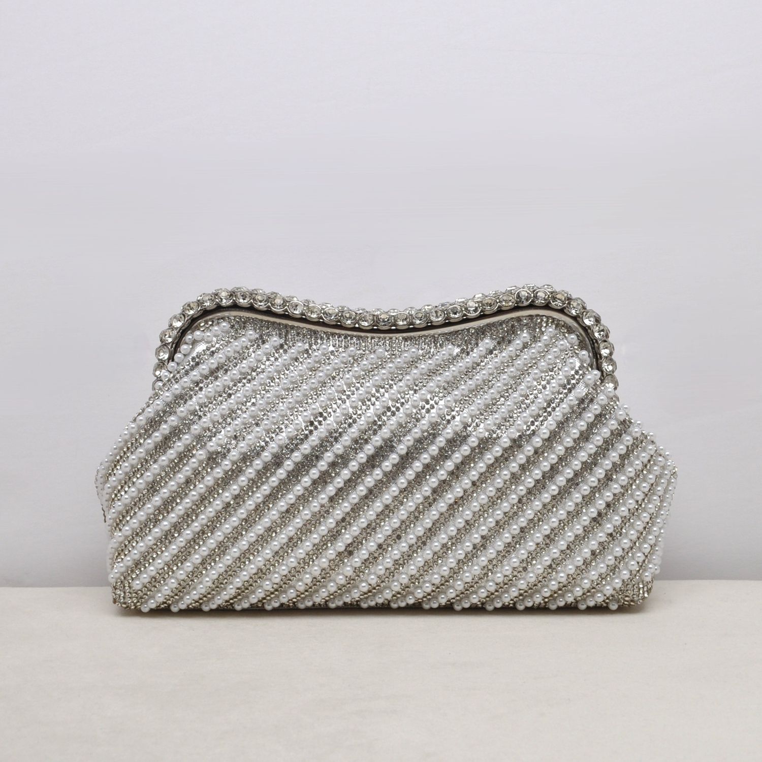 HF6026CS PEARL/SIL RHINESTONE &amp; PEARL STRIPPED CLUTCH PURSE