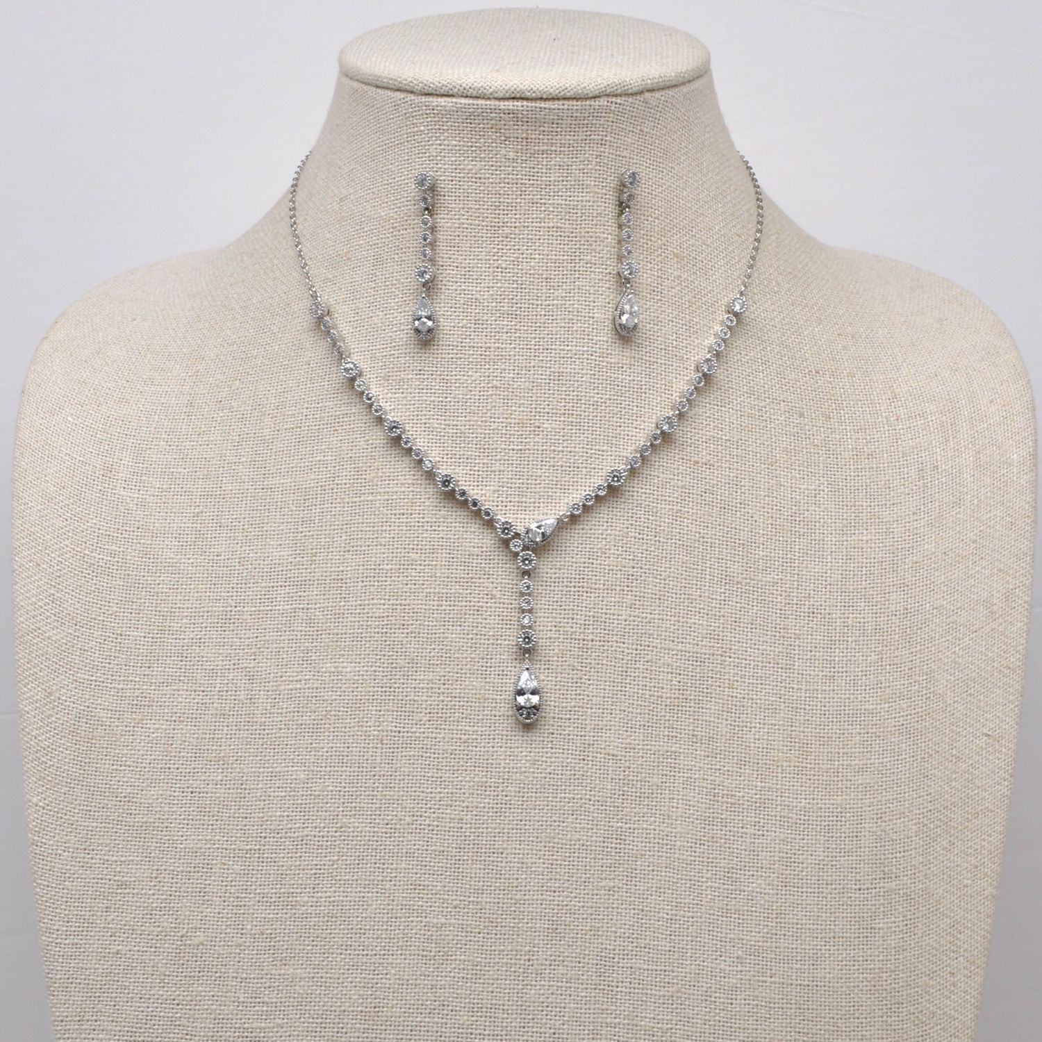 CN013512S1S CZ/S  Y DROP BEZEL SET STN NECKLACE SET