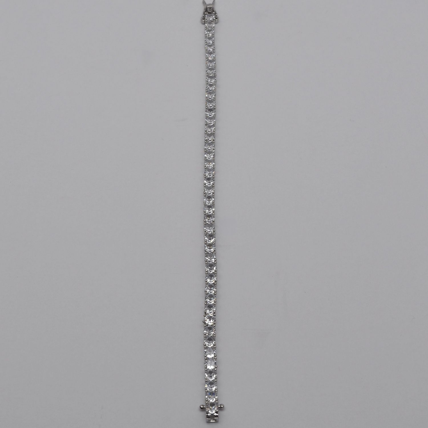 CN004506B1S CZ/S CLASSIC ONE ROW TENNIS BRACELET