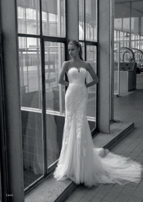 Lacey Wedding Dress by Le Papillon UK14
