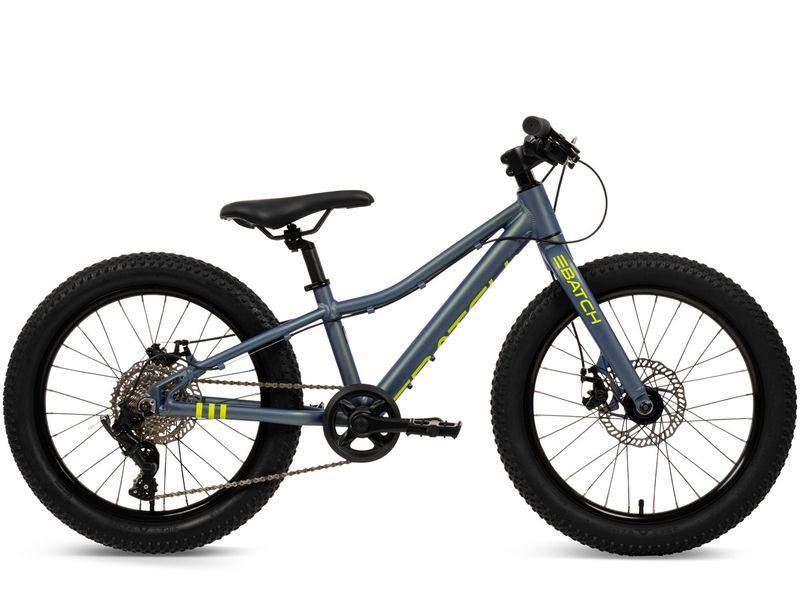 Batch KM 20 Mountain Bike,  Holographic Silver