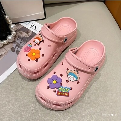 Rutschfeste Sandalen ,Gr 38