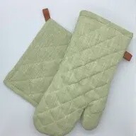 Green Oven Mitt &amp; Pot Holder Set