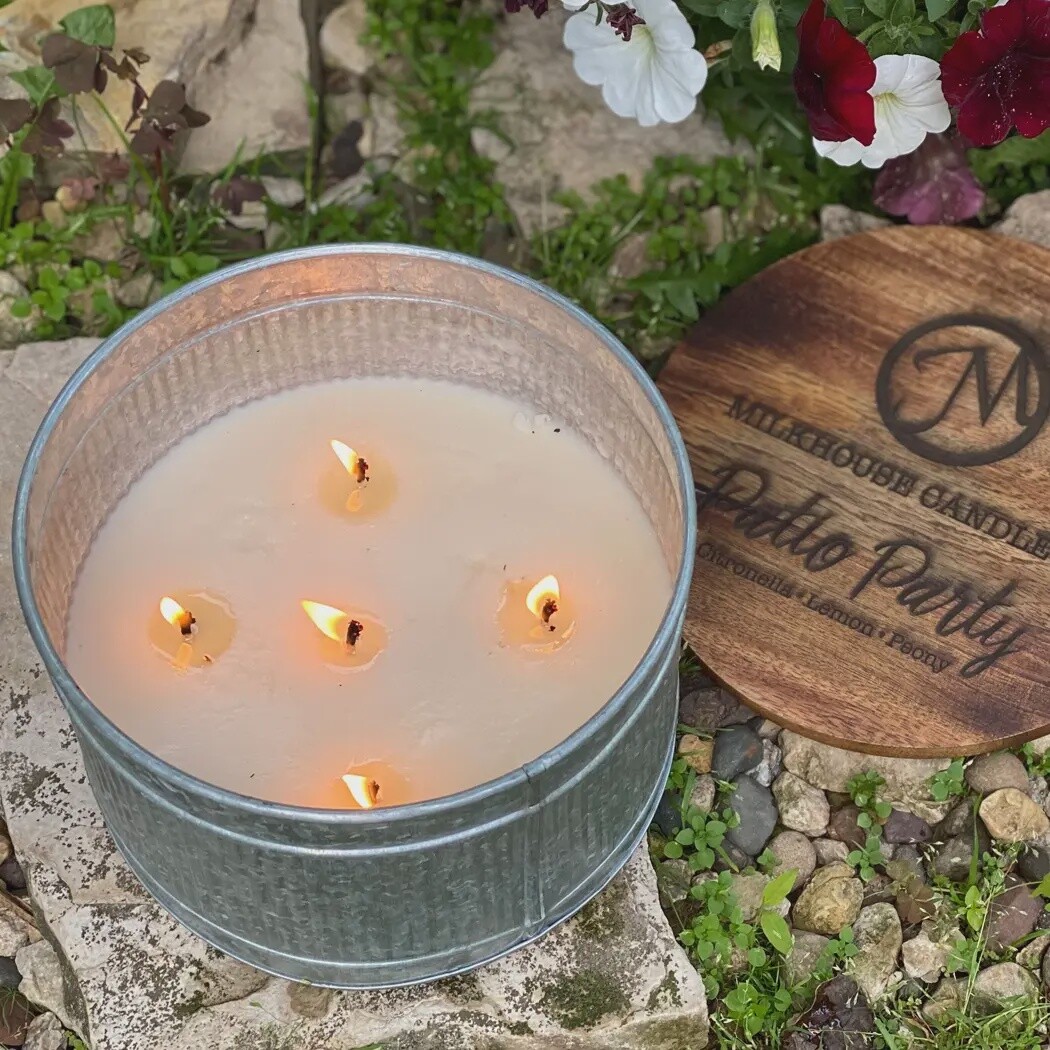 7 lb Outdoor Candle