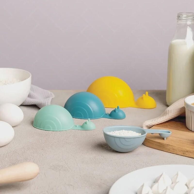 Shelly Measuring Cup &amp; Spoon Set