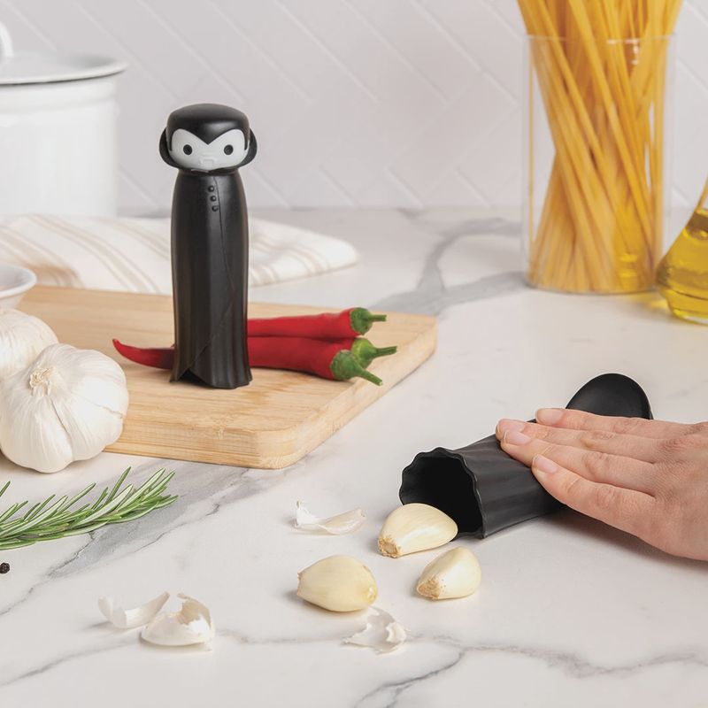 Drac N’ Roll Garlic Peeler