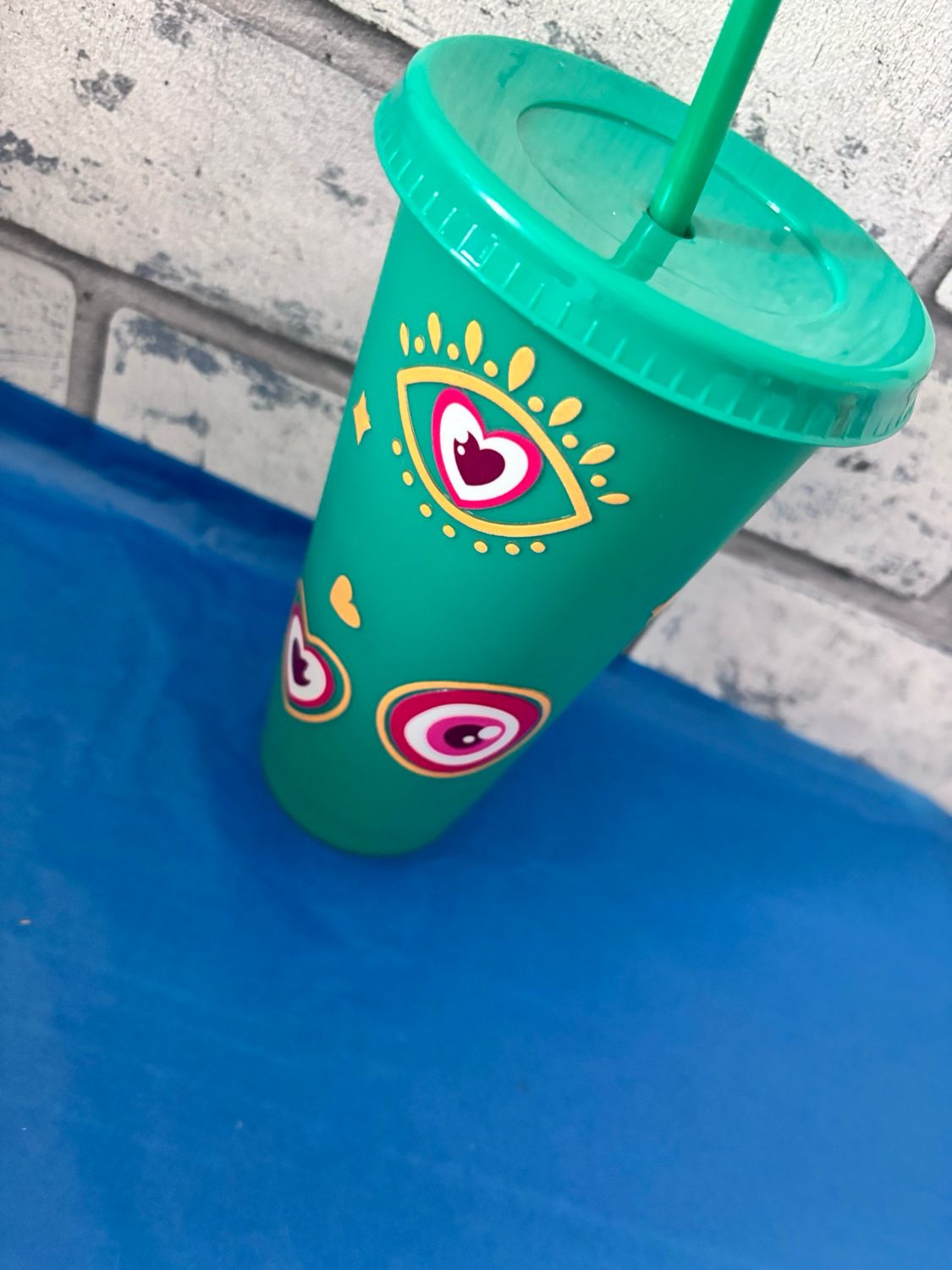 24oz Eyes Cup